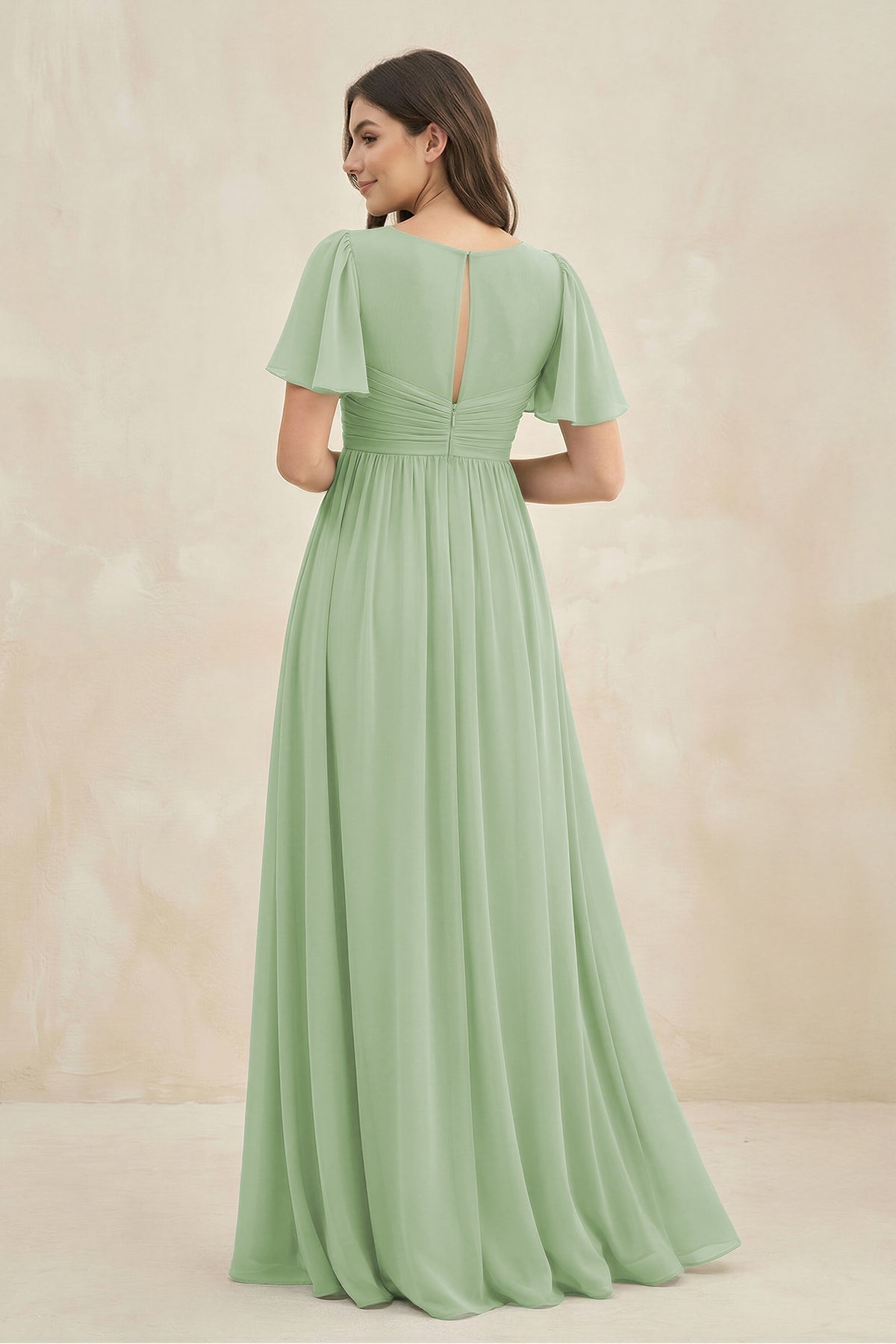 Robe demoiselle d’honneur vert sauge longue col V manches courtes plissée - Harana