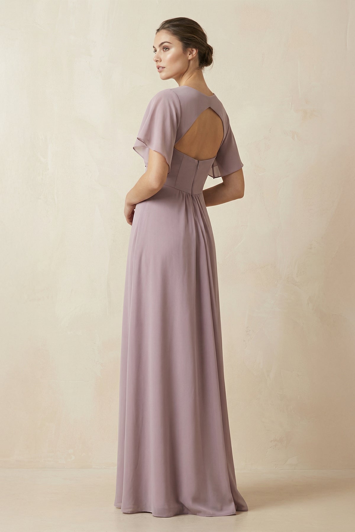Robe demoiselle d’honneur mauve grisé longue col V manches courtes froncée - Harana