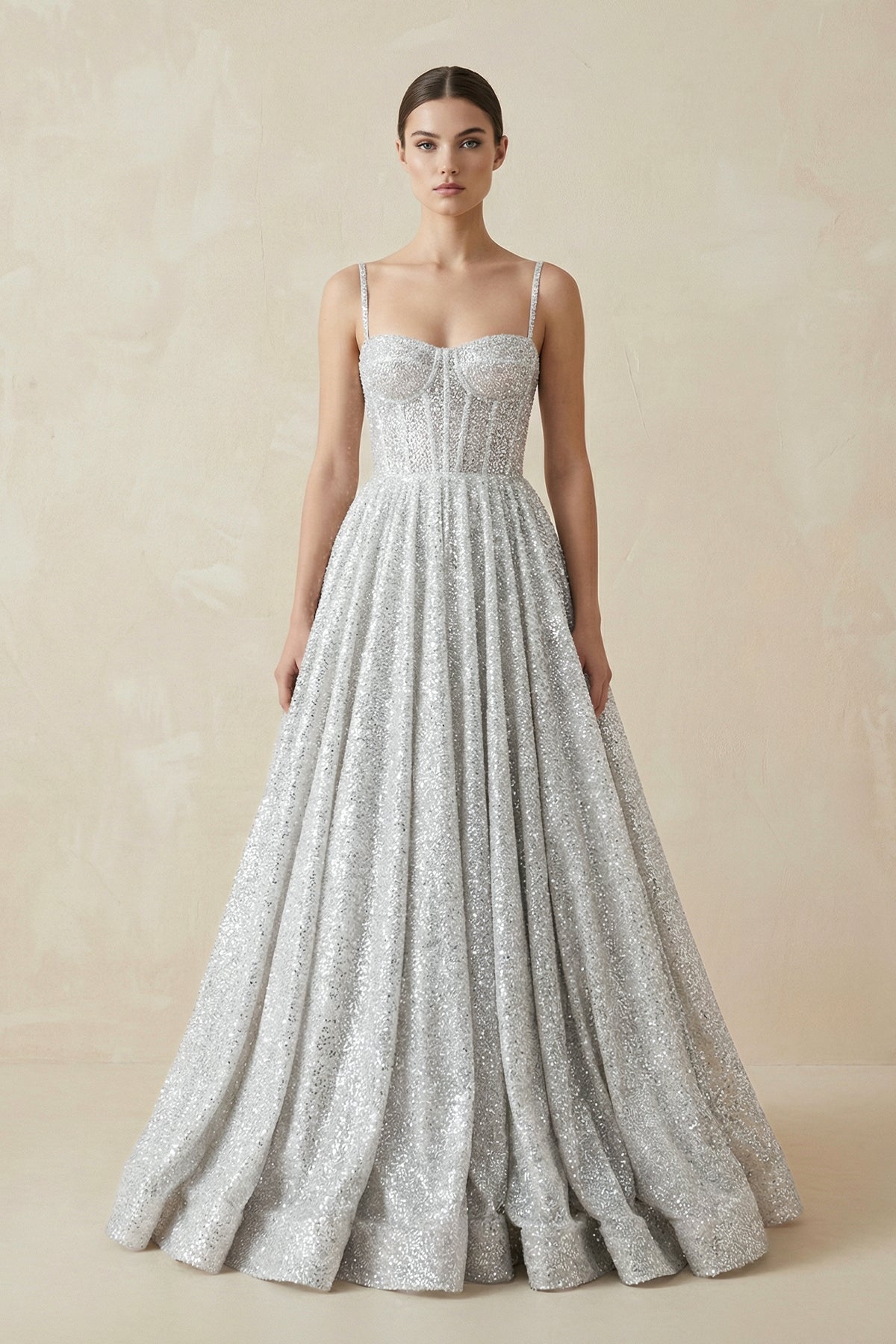 Robe de mariée argentée trapèze en tulle à fines bretelles sans manches - Harana