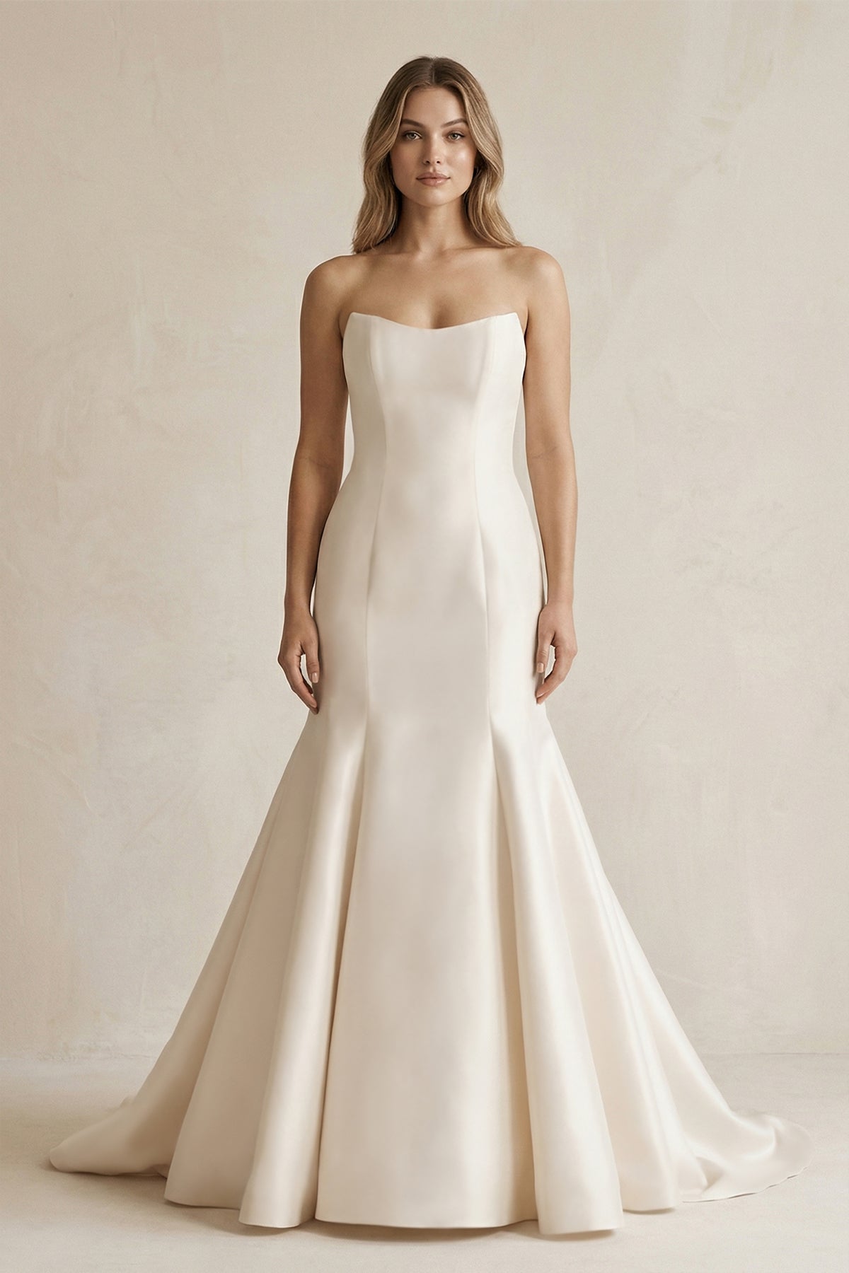 Robe de mariée ivoire en satin coupe sirène bustier - Harana