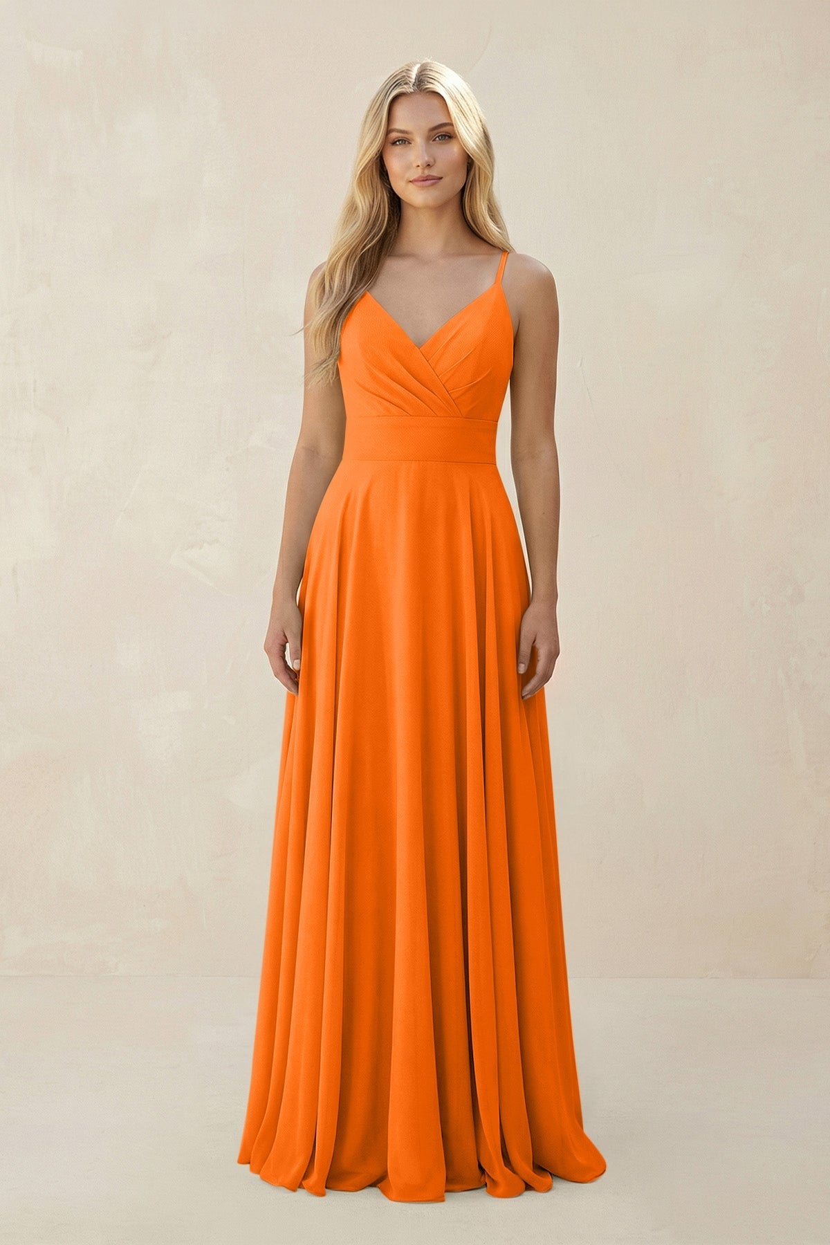 Robe longue orange en mousseline coupe trapèze à fines bretelles - Harana