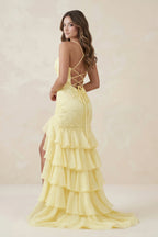 Robe longue jaune en mousseline coupe sirène à fines bretelles à appliqués - Harana