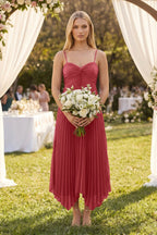 Robe demoiselle d’honneur desert rose longue à fines bretelles sans manches plissée - Harana