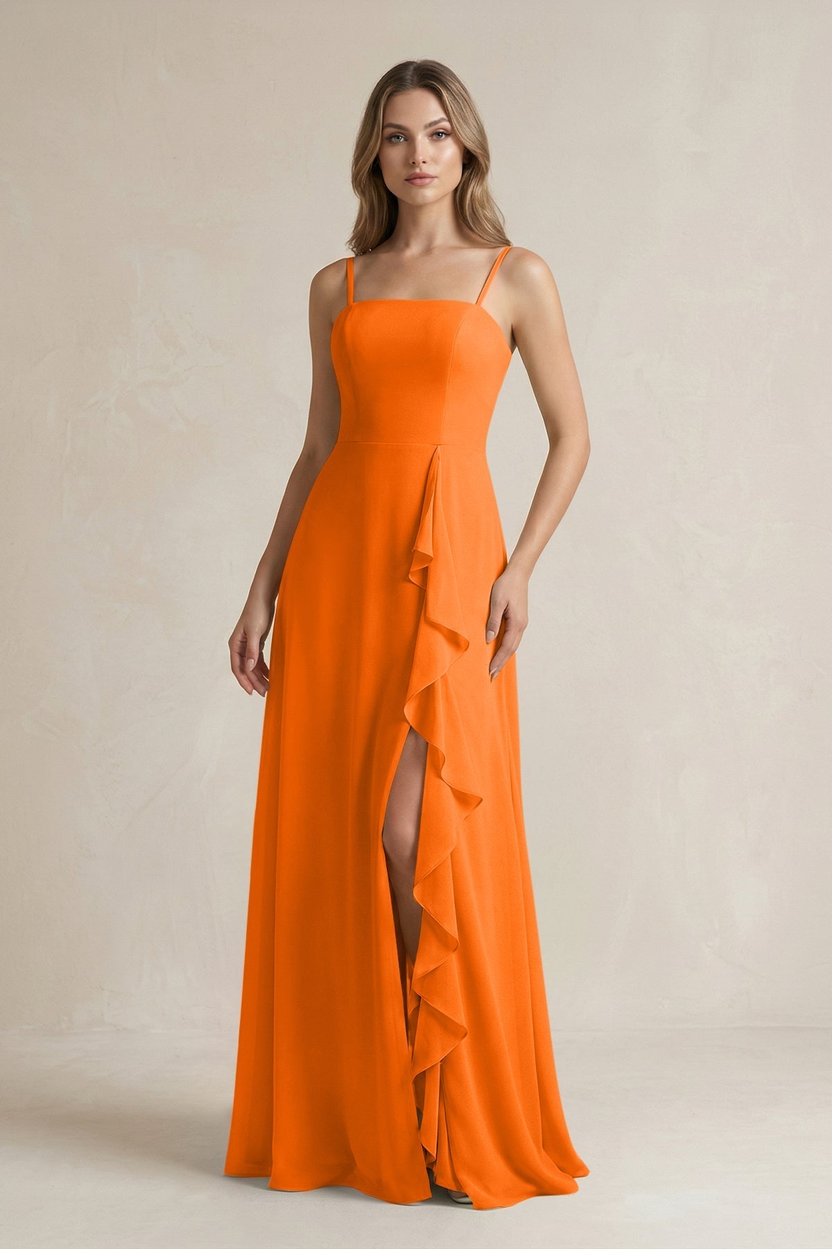 Robe longue orange en mousseline coupe trapèze à volants à fines bretelles - Harana