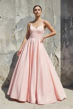 Robe longue rose coupe trapèze à fines bretelles - Harana