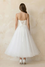 Robe de mariée blanche midi trapèze dentelle à fines bretelles décolleté cœur - Harana