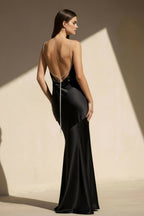 Robe longue noir à fines bretelles perlée - Harana