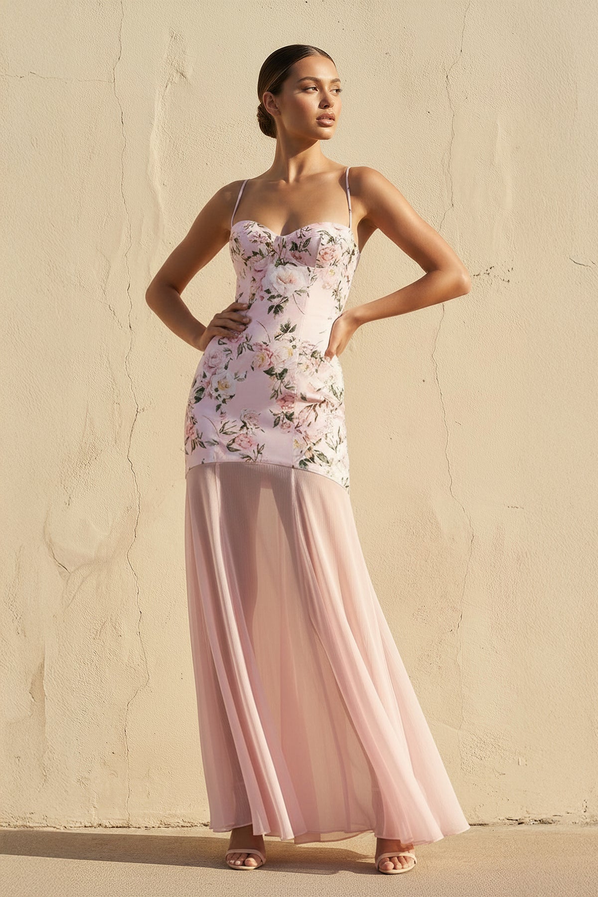 Robe longue rose à fines bretelles - Harana