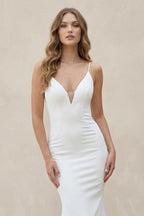 Robe de mariée ivoire longue silhouette sirène à fines bretelles - Harana