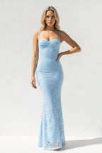 Robe longue bleu ciel en dentelle coupe sirène à fines bretelles - Harana