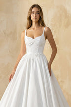 Robe de mariée blanc longue à fines bretelles sans manches satinée - Harana