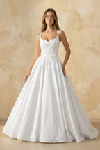 Robe de mariée blanc longue à fines bretelles sans manches satinée - Harana