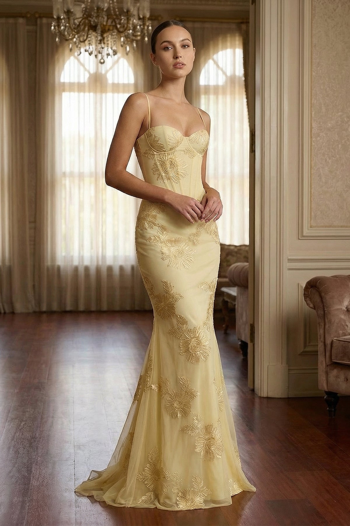 Robe longue jaune à fines bretelles - Harana