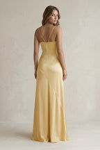 Robe longue jaune à fines bretelles avec fente - Harana