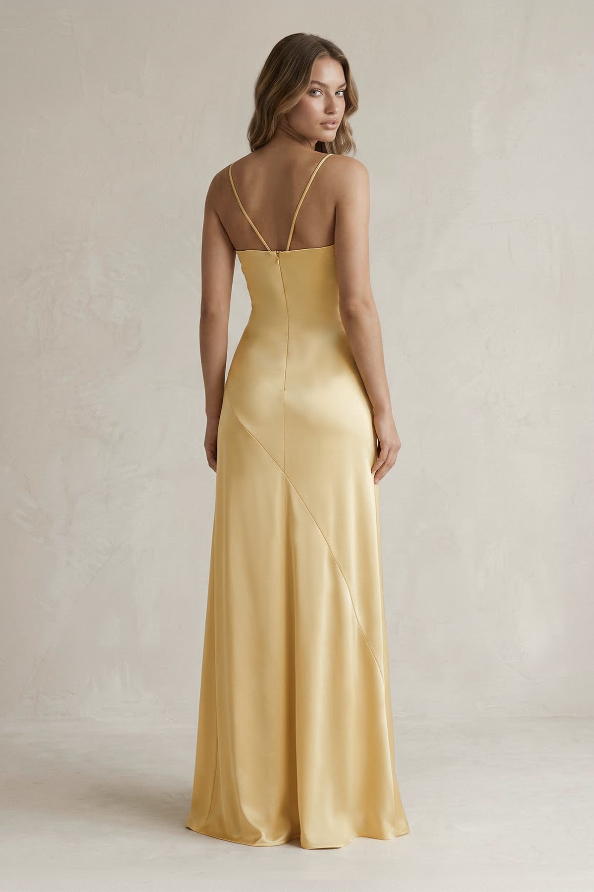 Robe longue jaune à fines bretelles avec fente - Harana