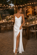 Robe de mariée blanche fourreau satinée à fines bretelles dos nu avec fente - Harana