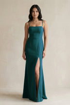 Robe demoiselle d’honneur pine longue à fines bretelles sans manches avec fente - Harana