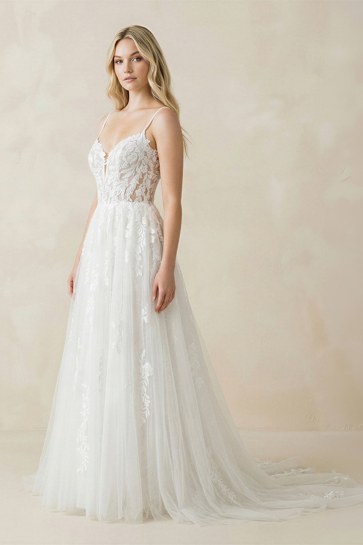 Robe de mariée blanche trapèze en dentelle à fines bretelles sans manches - Harana