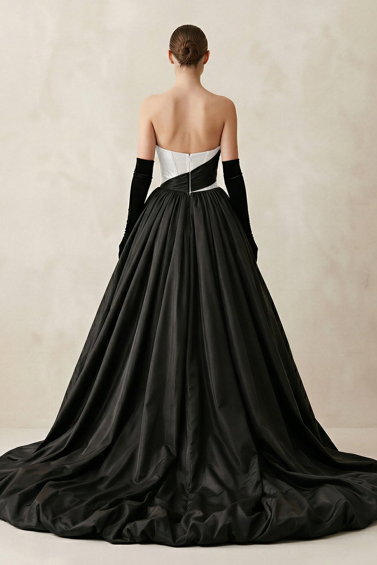 Robe de mariée noir longue bustier sans manches froncée - Harana