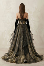 Robe de mariée noire trapèze en dentelle bustier manches longues - Harana