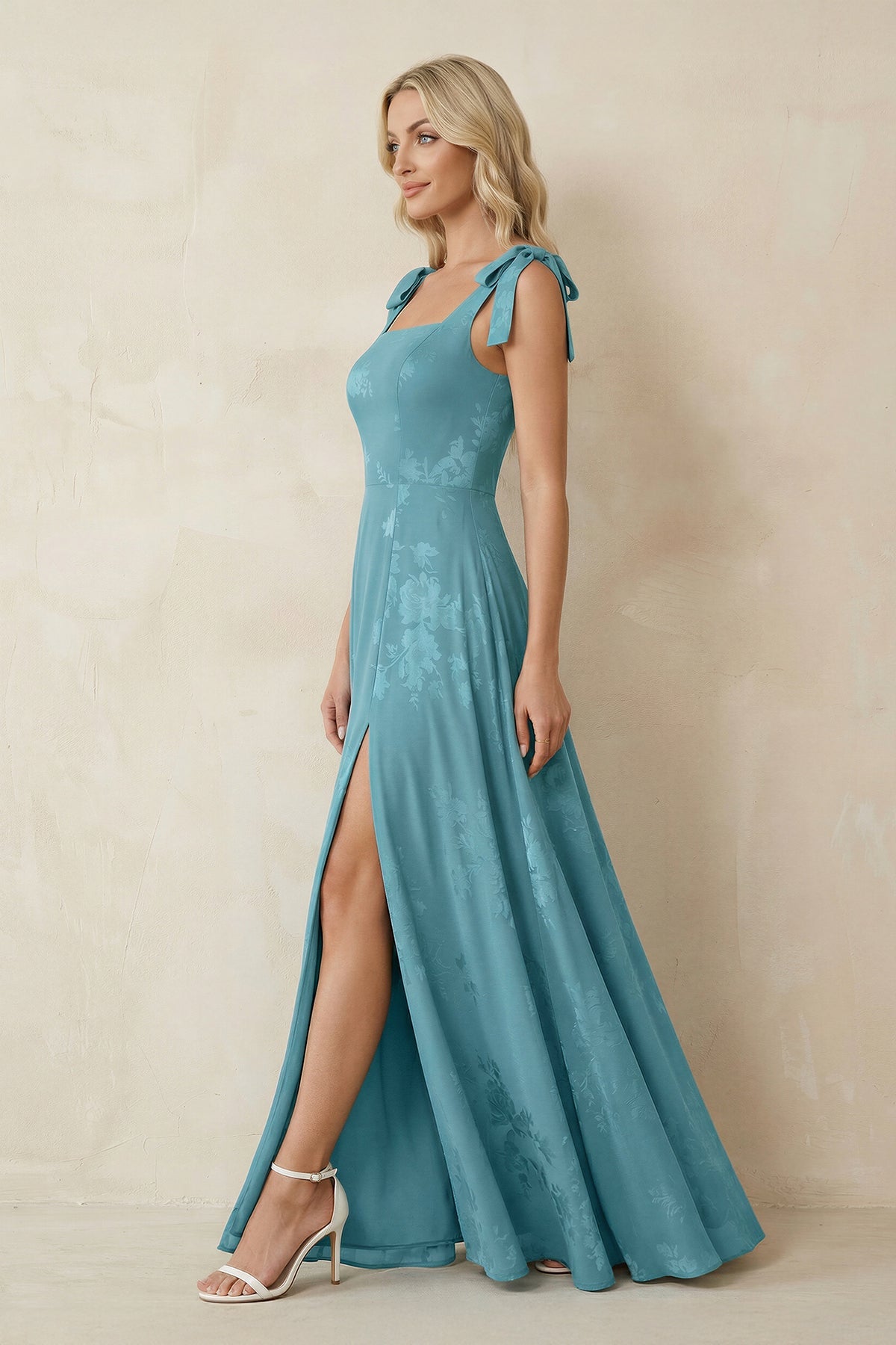 Robe demoiselle d’honneur adriatic blue longue sans manches avec fente avec nœud - Harana