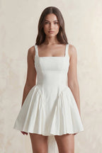 Robe de mariée courte ivoire satinée sans manches dos nu - Harana