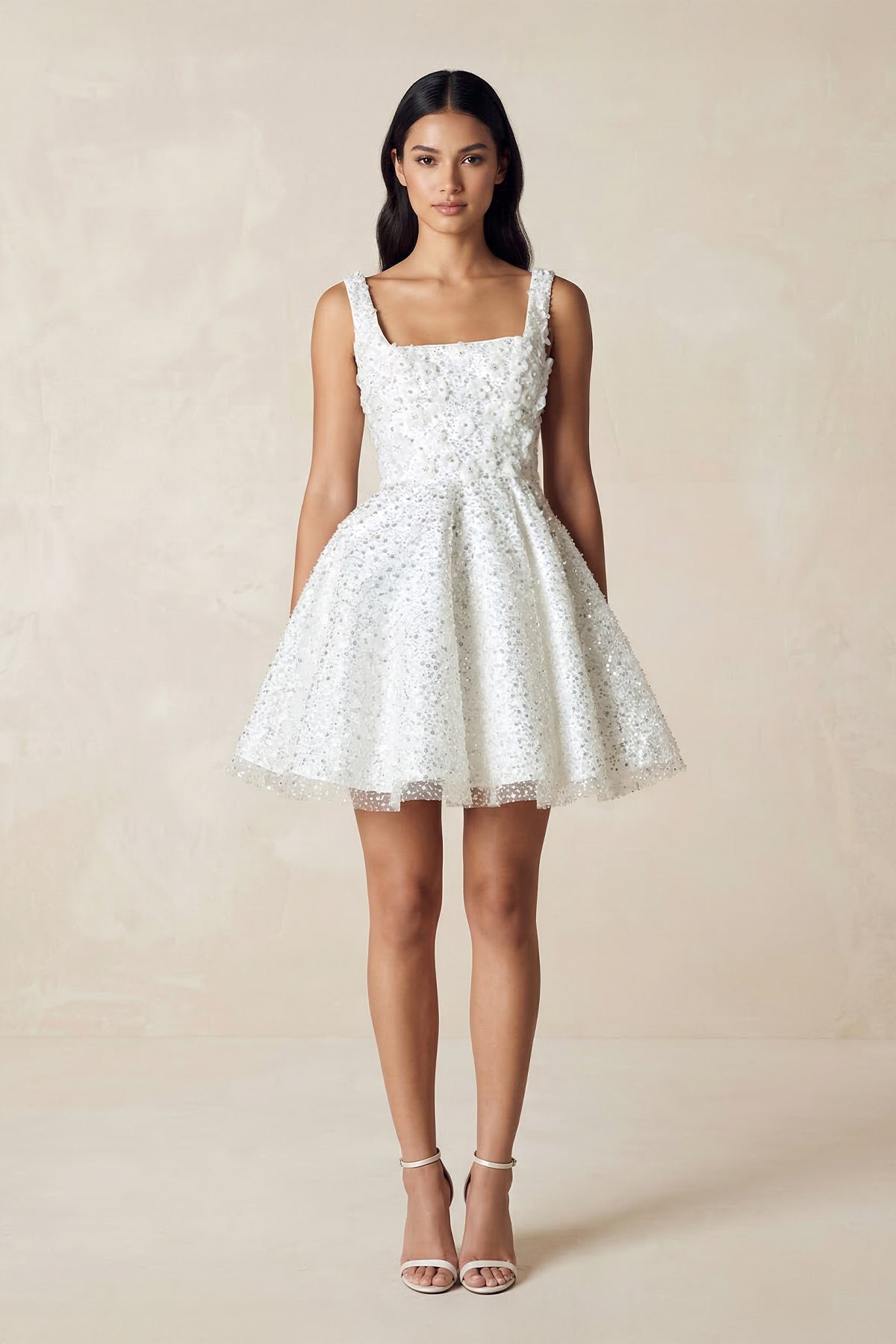 Robe de mariée blanche trapèze en dentelle sans manches perlée - Harana
