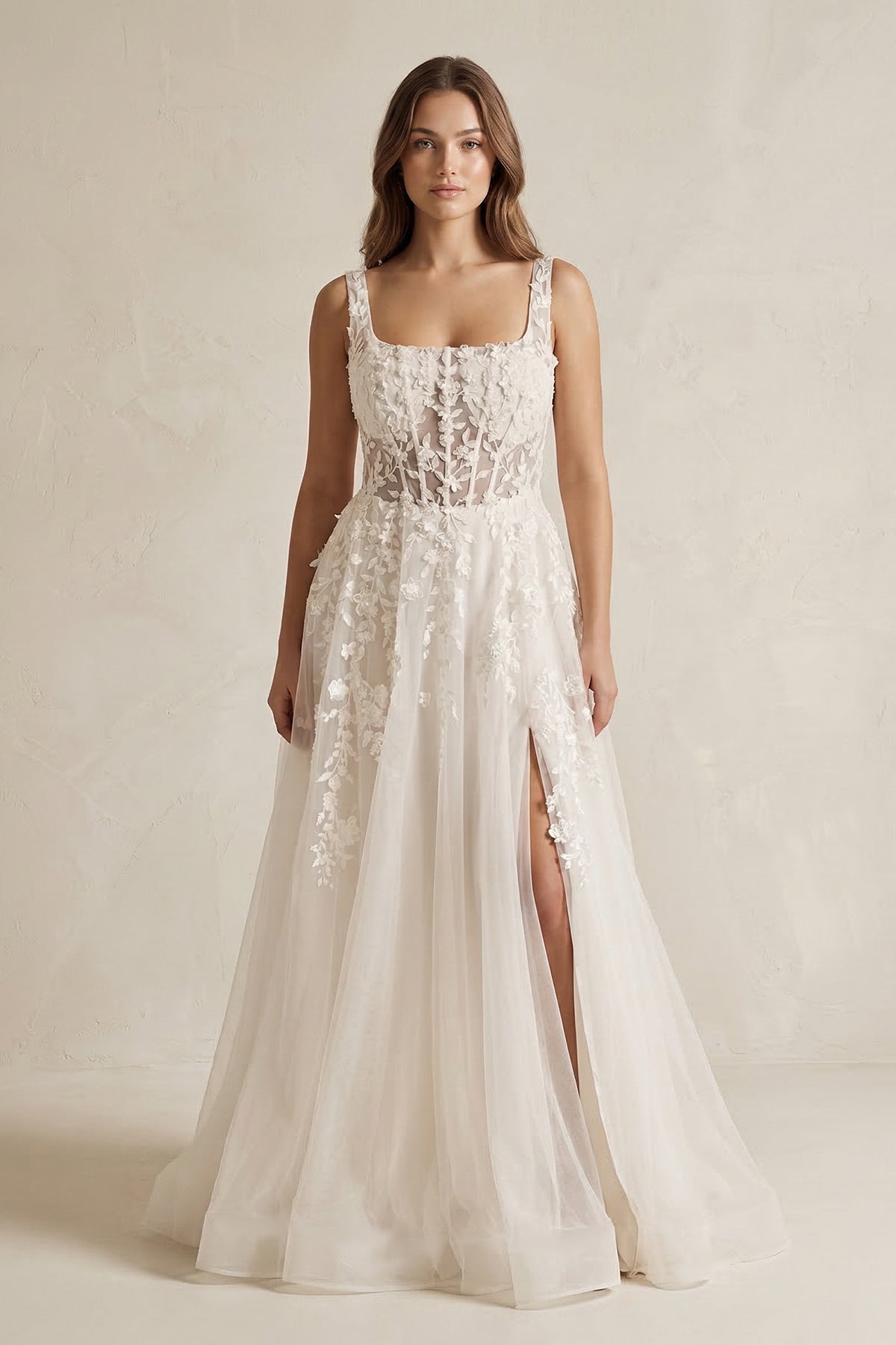 Robe de mariée ivoire trapèze en tulle sans manches avec fente - Harana