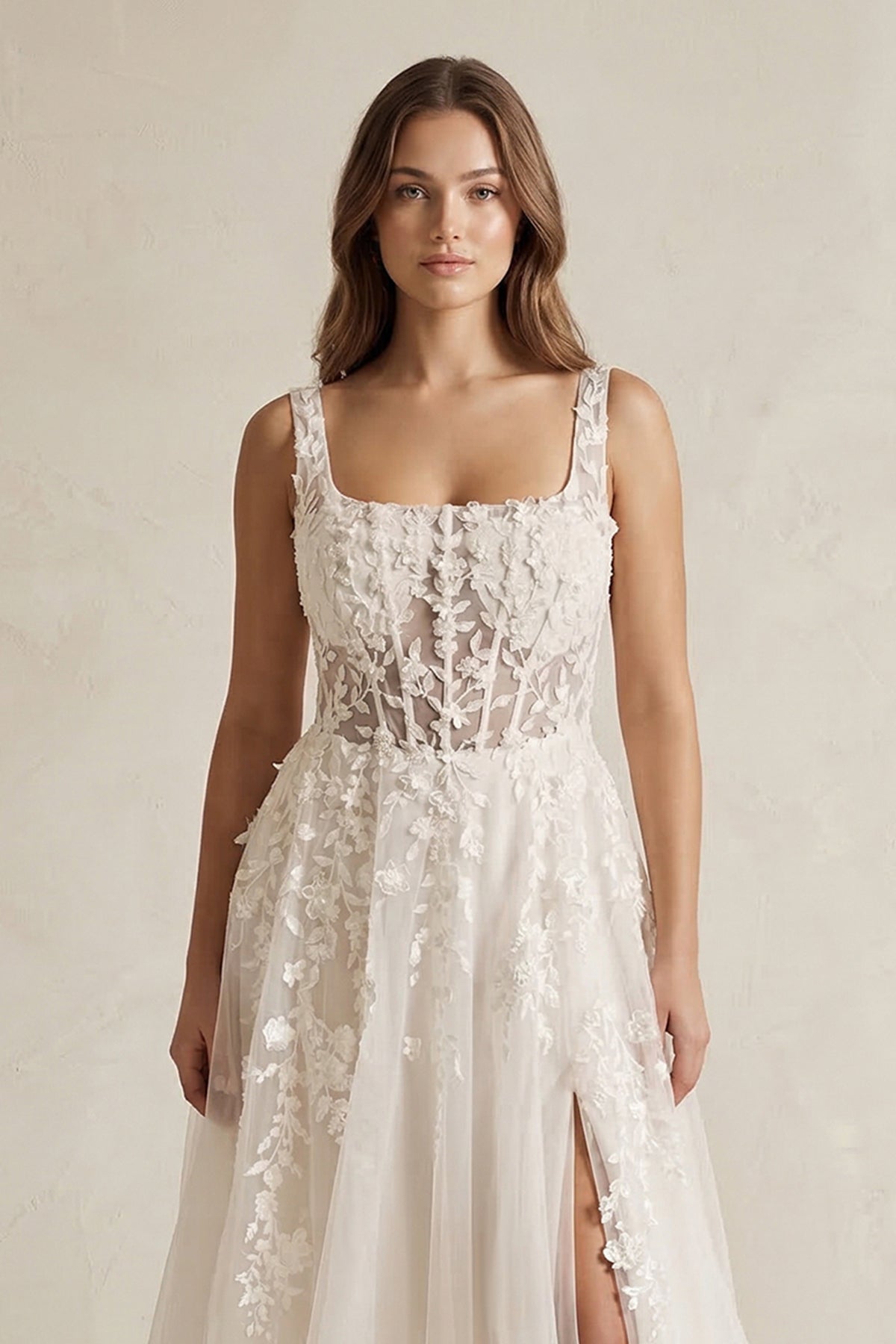 Robe de mariée ivoire trapèze en tulle sans manches avec fente - Harana