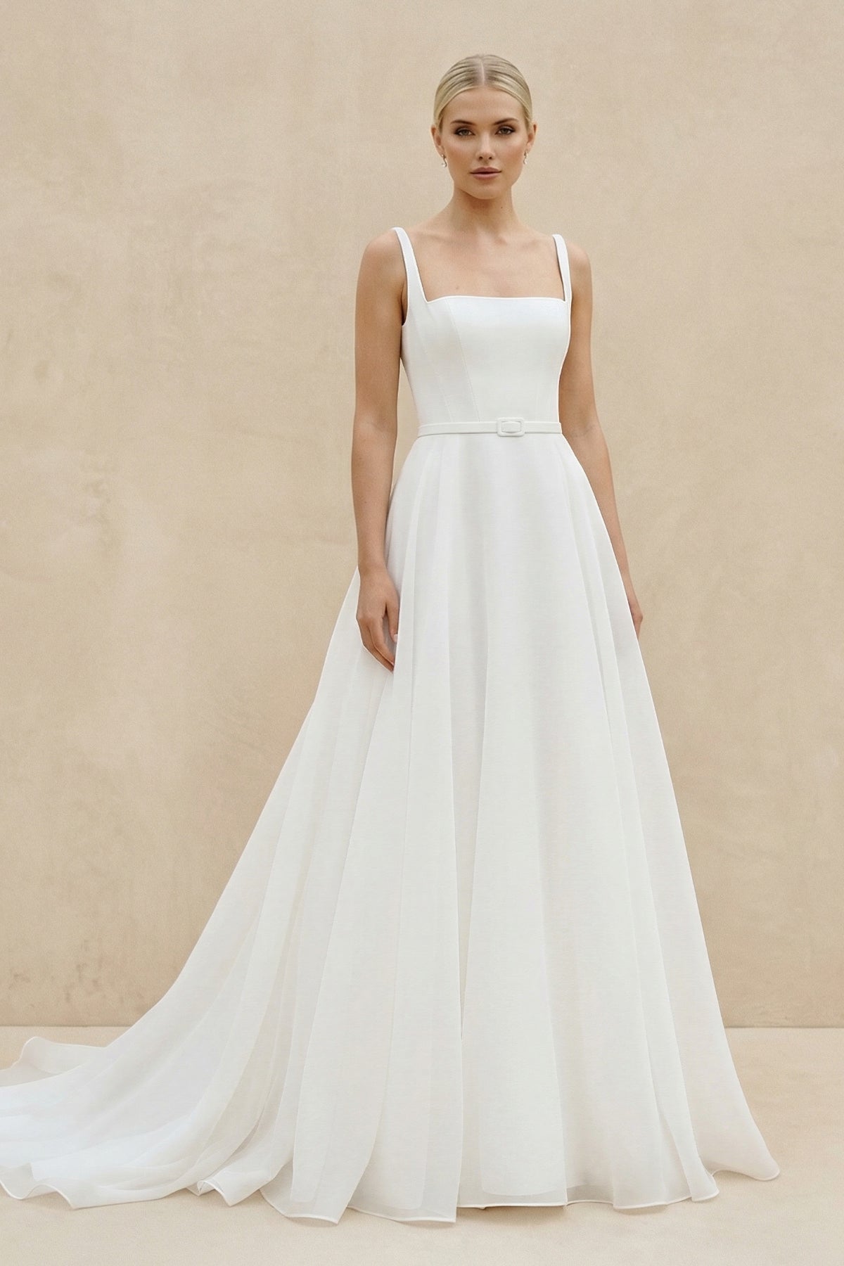 Robe de mariée blanche trapèze en mousseline sans manches col carré - Harana