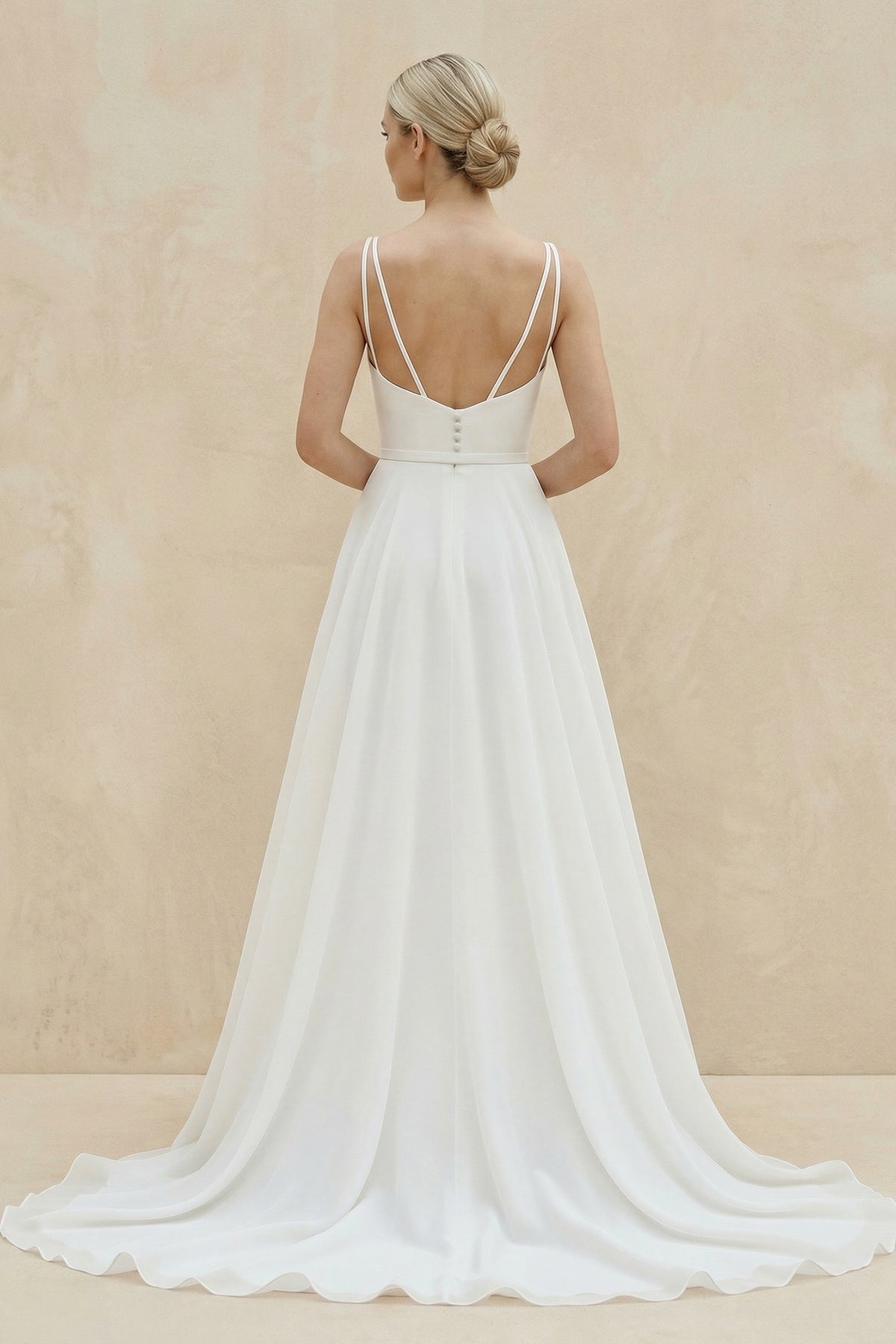 Robe de mariée blanche trapèze en mousseline sans manches col carré - Harana