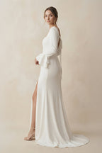 Robe de mariée blanche à encolure carrée et manches longues avec fente - Harana