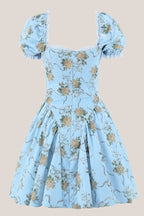 Robe bleue courte en coton à encolure carrée et imprimé floral rétro - Harana