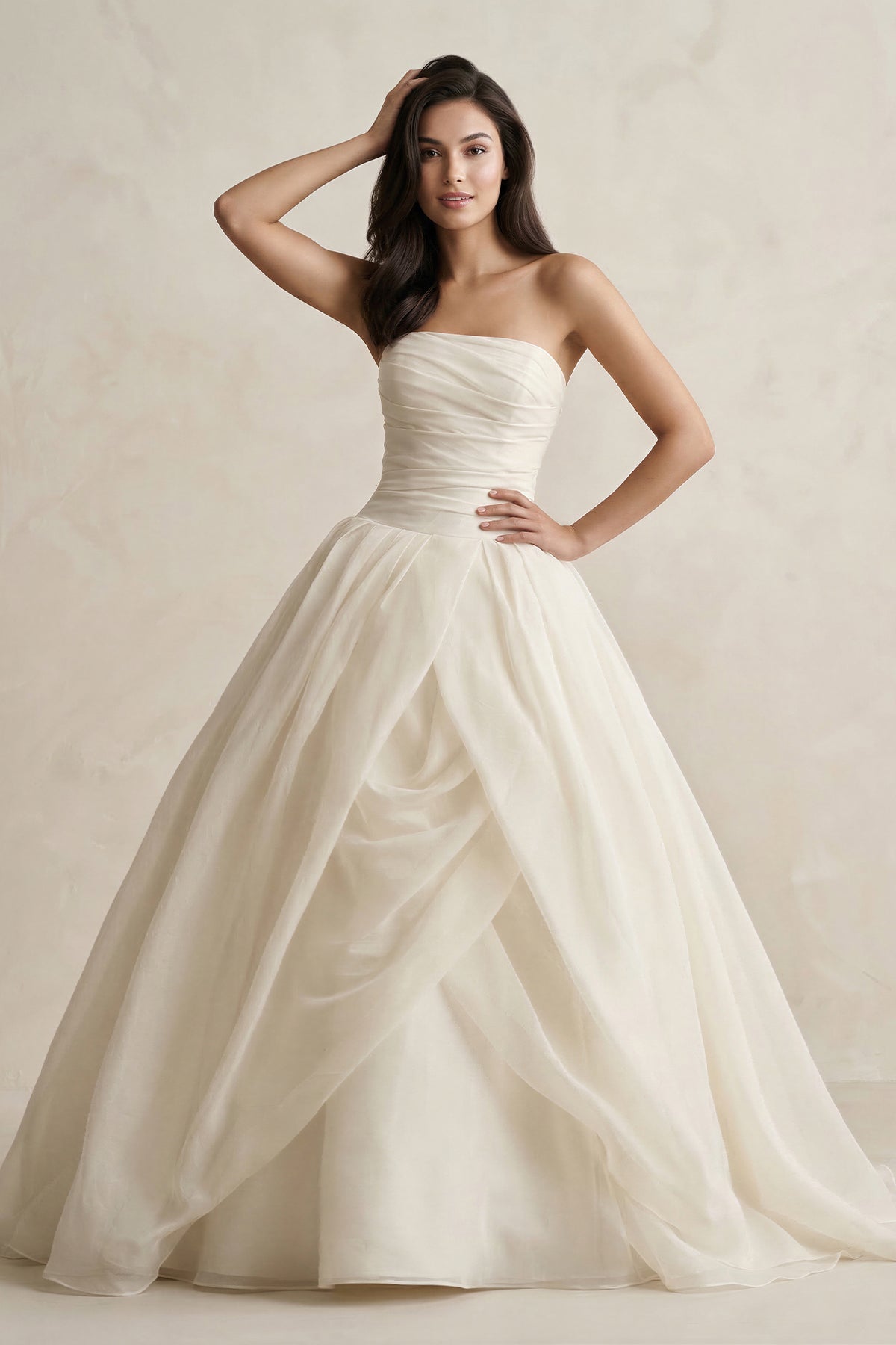 Robe de mariée ivoire longue bustier sans manches froncée - Harana