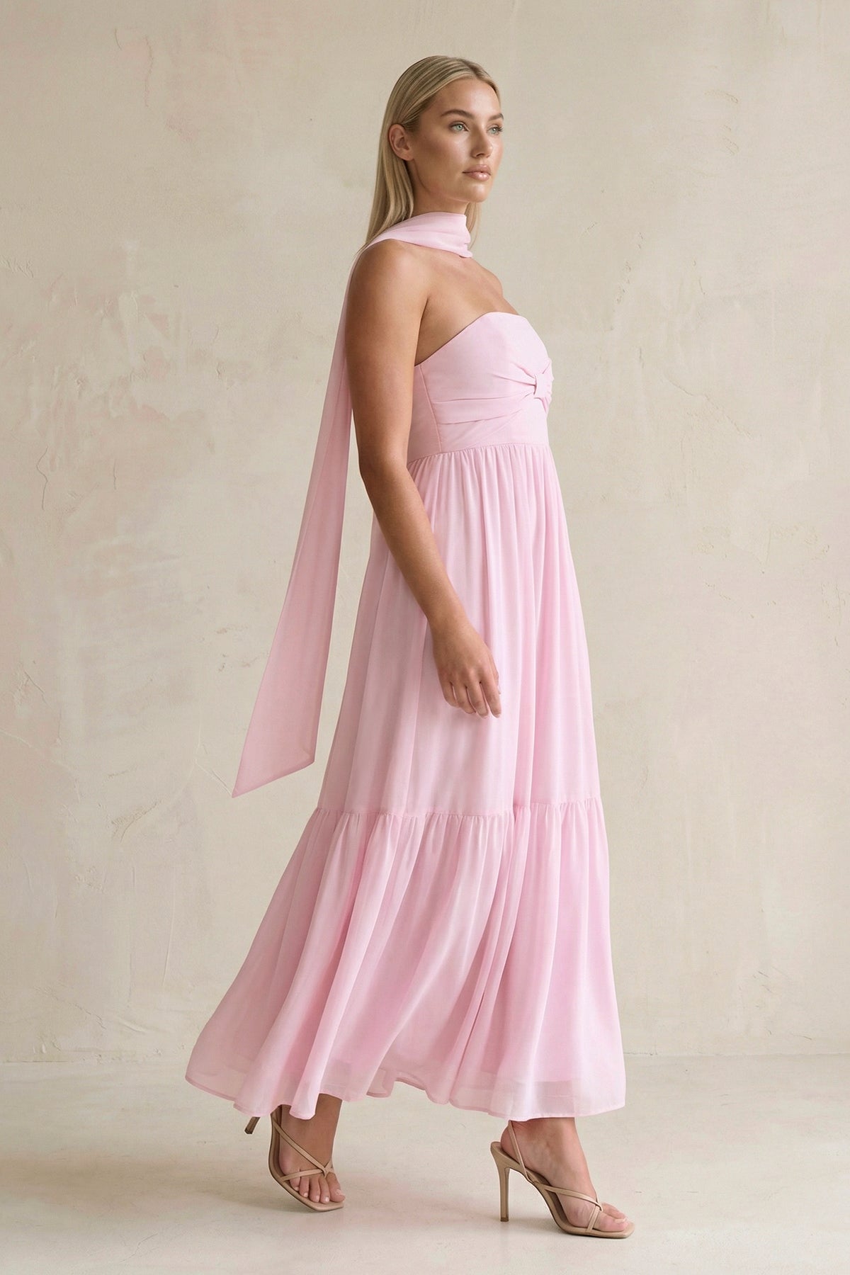 Robe demoiselle d’honneur candy pink longue bustier sans manches effet drapé - Harana