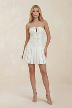 Robe de mariée ivoire trapèze en satin bustier sans manches - Harana