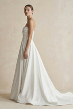 Robe de mariée blanche trapèze en satin bustier sans manches - Harana