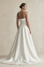 Robe de mariée blanche trapèze en satin bustier sans manches - Harana