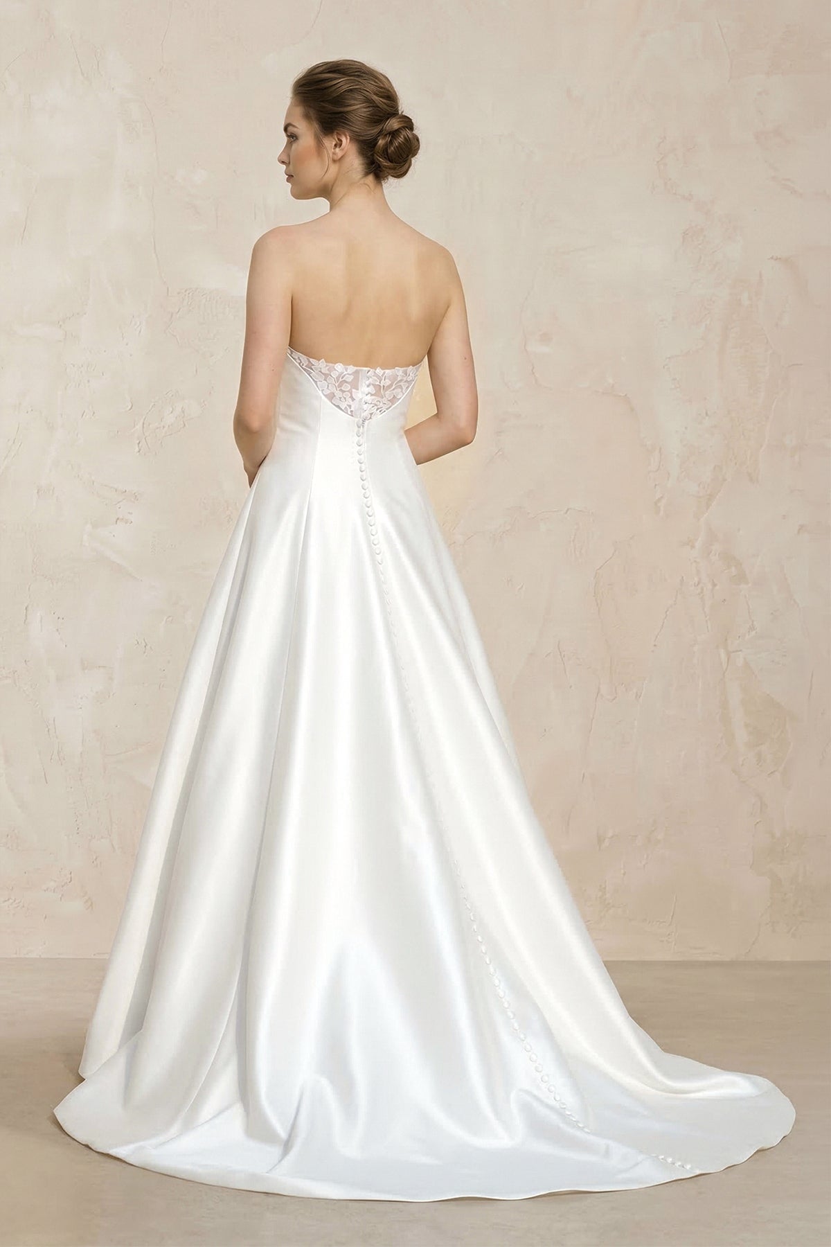 Robe de mariée blanche trapèze en satin bustier sans manches - Harana