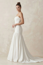 Robe de mariée blanche trapèze en satin bustier sans manches - Harana