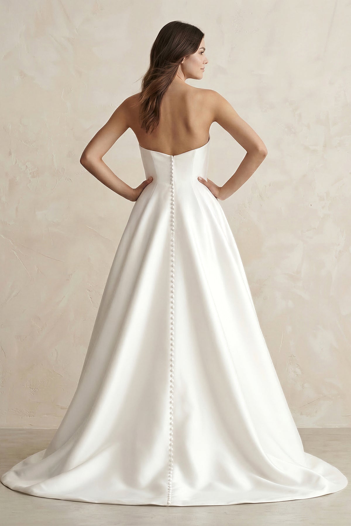 Robe de mariée blanche trapèze en satin bustier sans manches - Harana