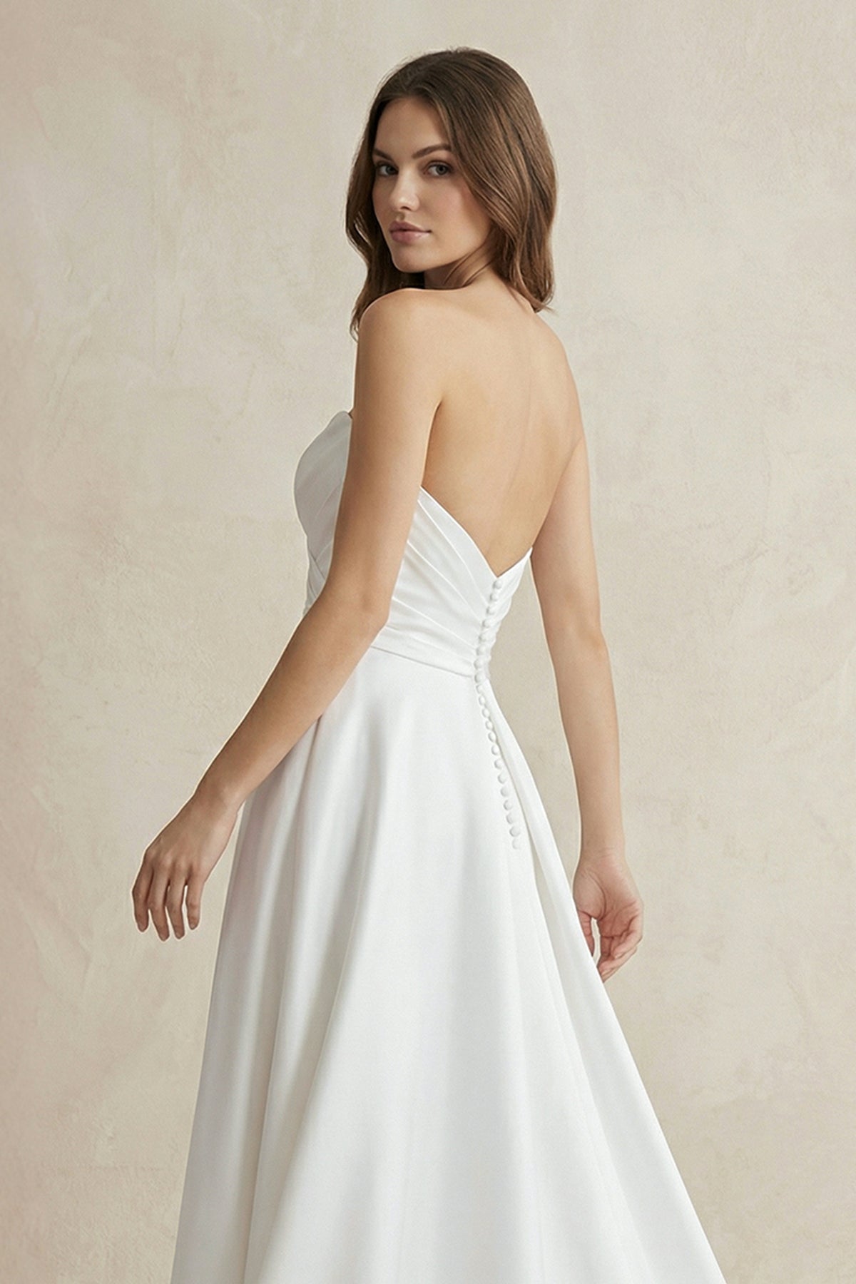 Robe de mariée blanche trapèze en satin bustier sans manches - Harana