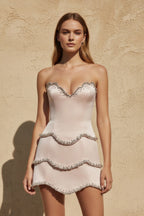 Robe courte rose satinée bustier perlée - Harana