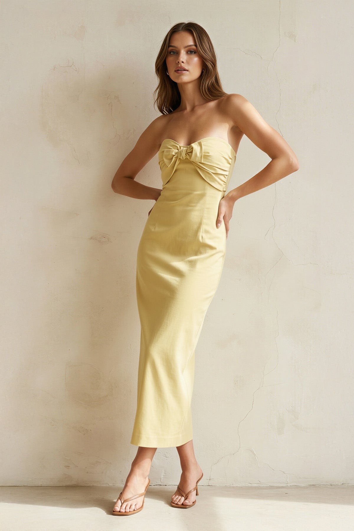 Robe midi jaune bustier avec nœud - Harana