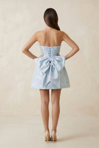 Robe courte bleu ciel en jacquard coupe trapèze bustier avec nœud - Harana