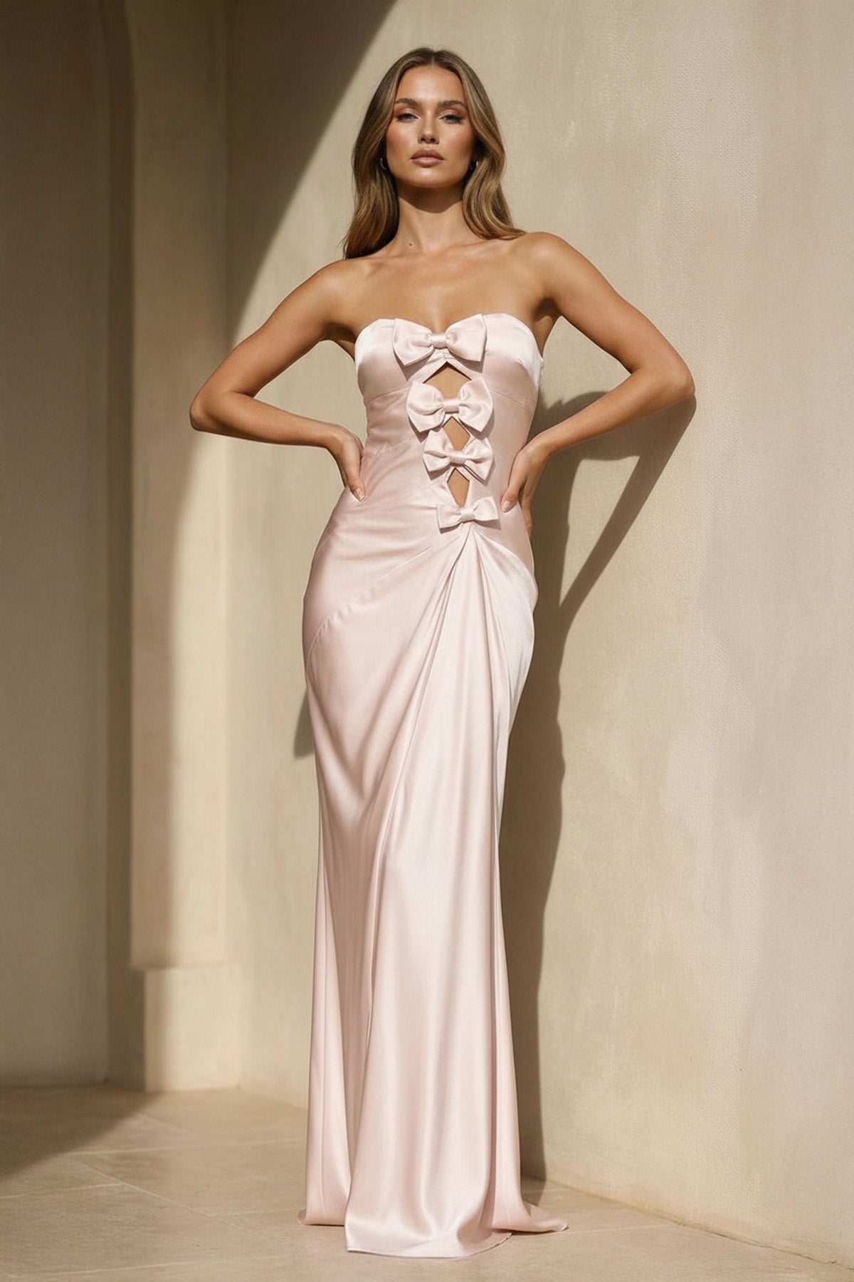 Robe longue rose poudré bustier avec nœud - Harana