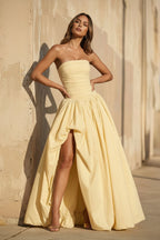 Robe longue jaune bustier avec fente effet drapé - Harana