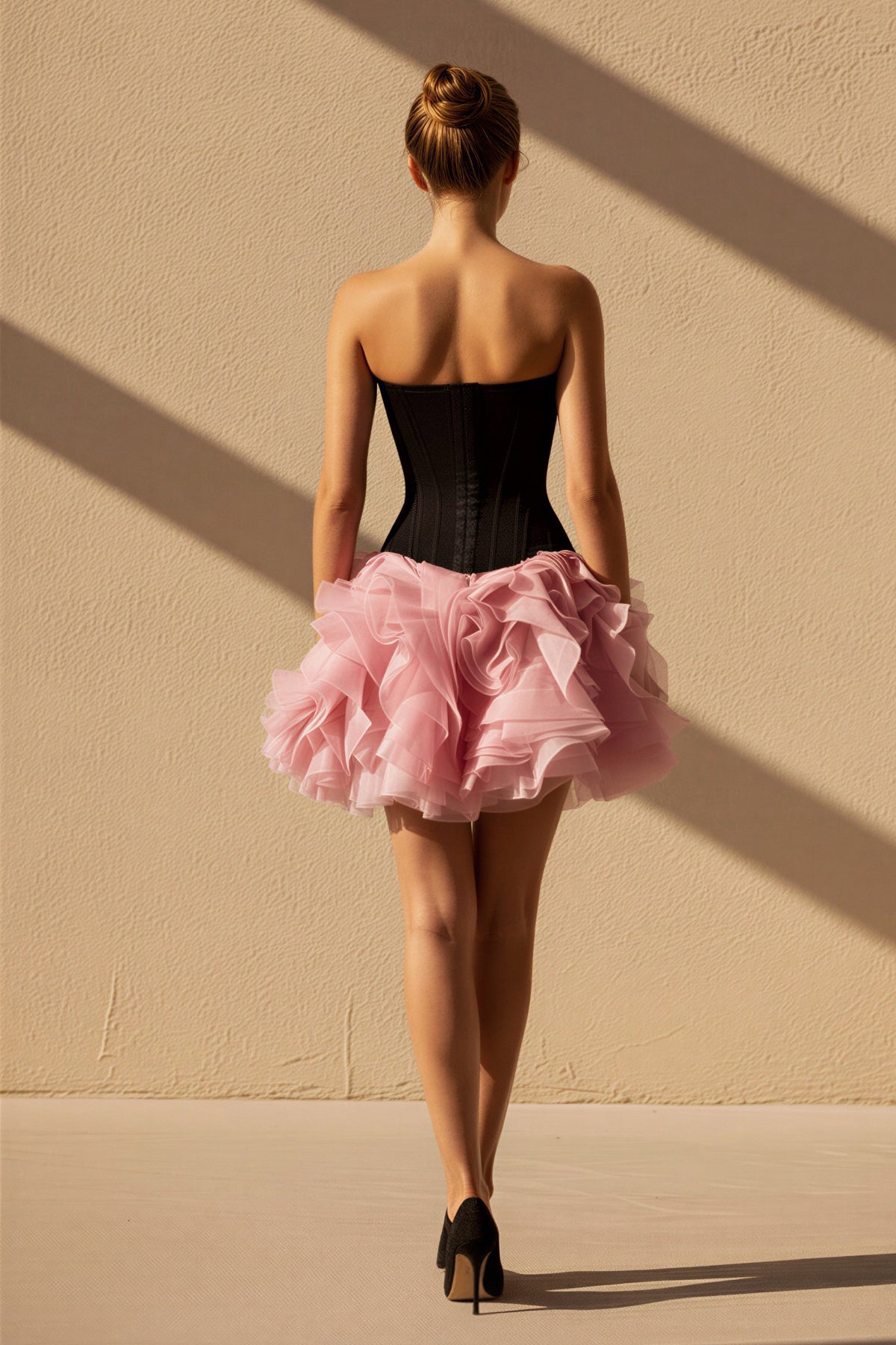 Robe courte bustier à volants - Harana
