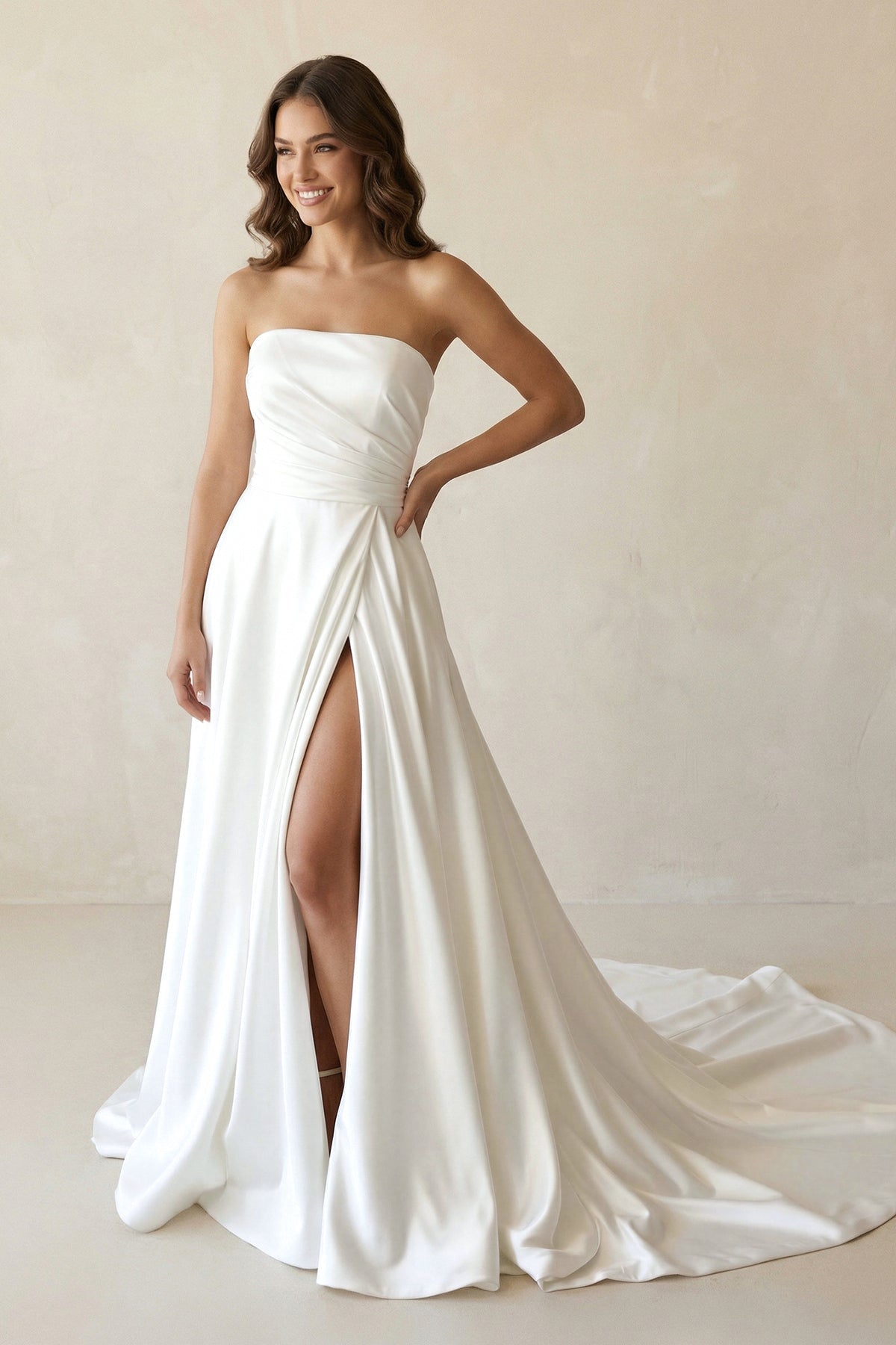 Robe de mariée blanche trapèze en satin bustier sans manches - Harana
