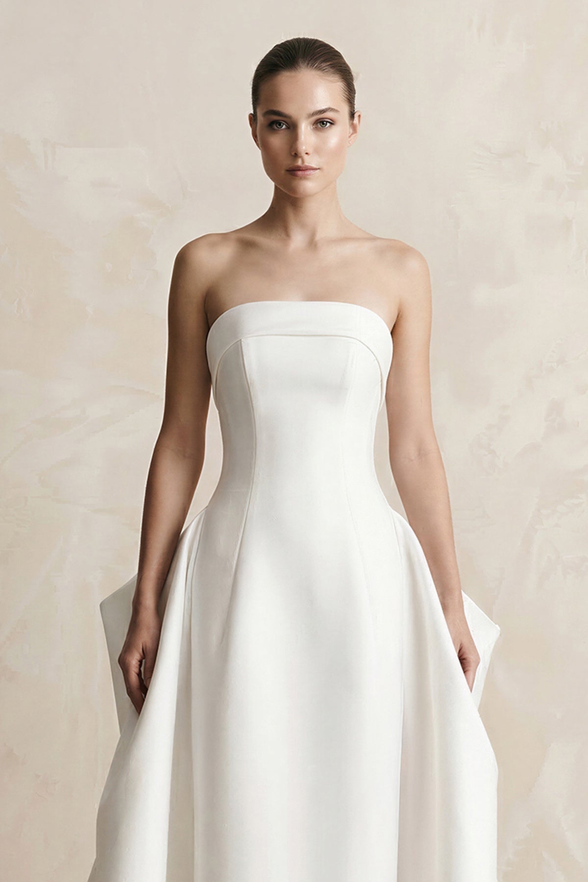 Robe de mariée blanche trapèze en satin bustier sans manches - Harana